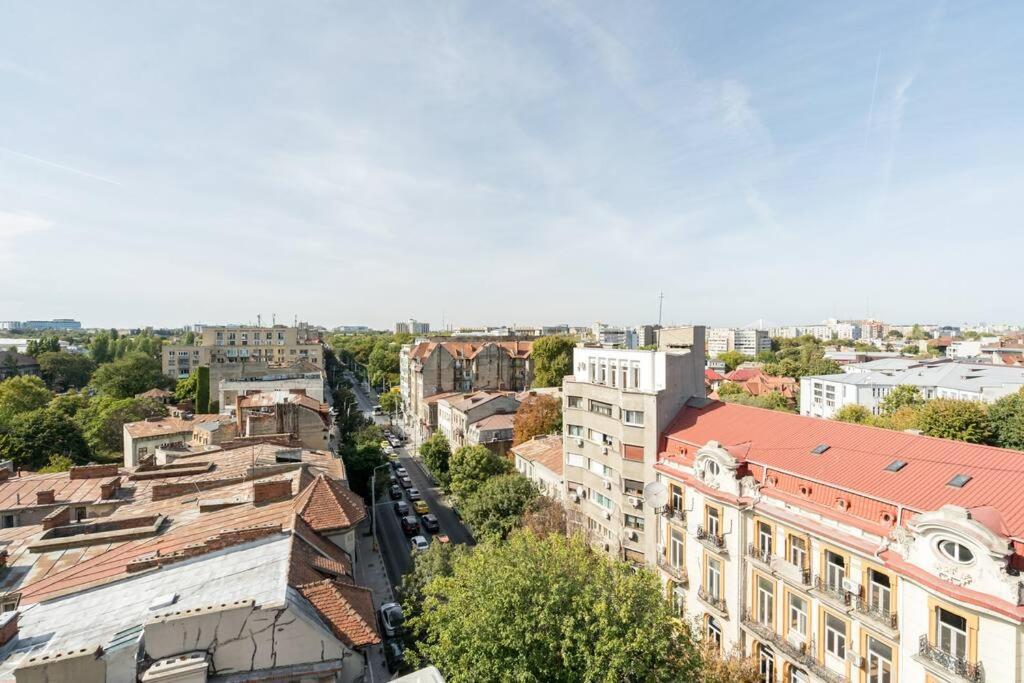 Stunning Views 3Br Sunny Flat - Amazing Terrace Apartman Bukarest Kültér fotó